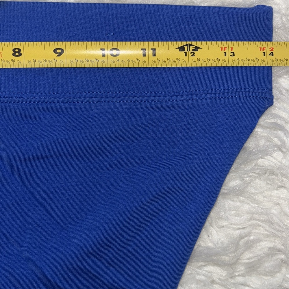 Nike 9” Tight Fit Biker Shorts, Size M - Picture 6 of 16